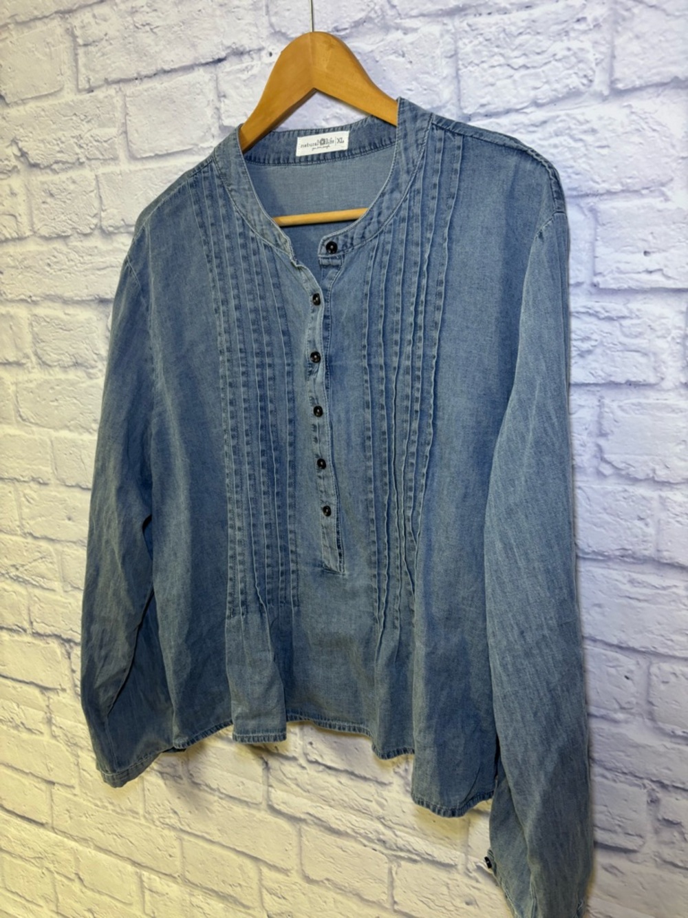 NATURAL LIFE Relaxed Fit Chambray Popover Blouse Top Bobo Size XL - Picture 6 of 10